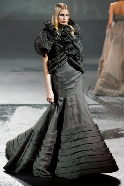 Look 24